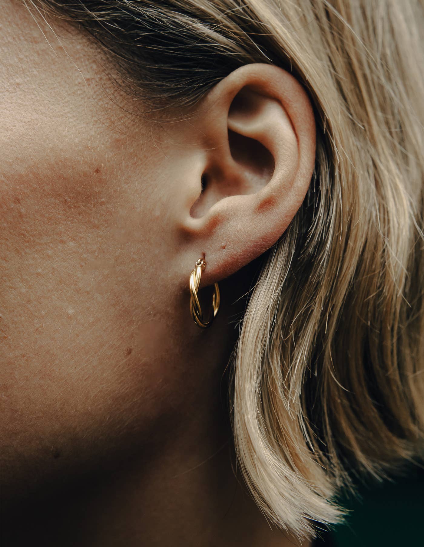 Nordic Muse - Gold Small Entwined Latch Hoop Earrings