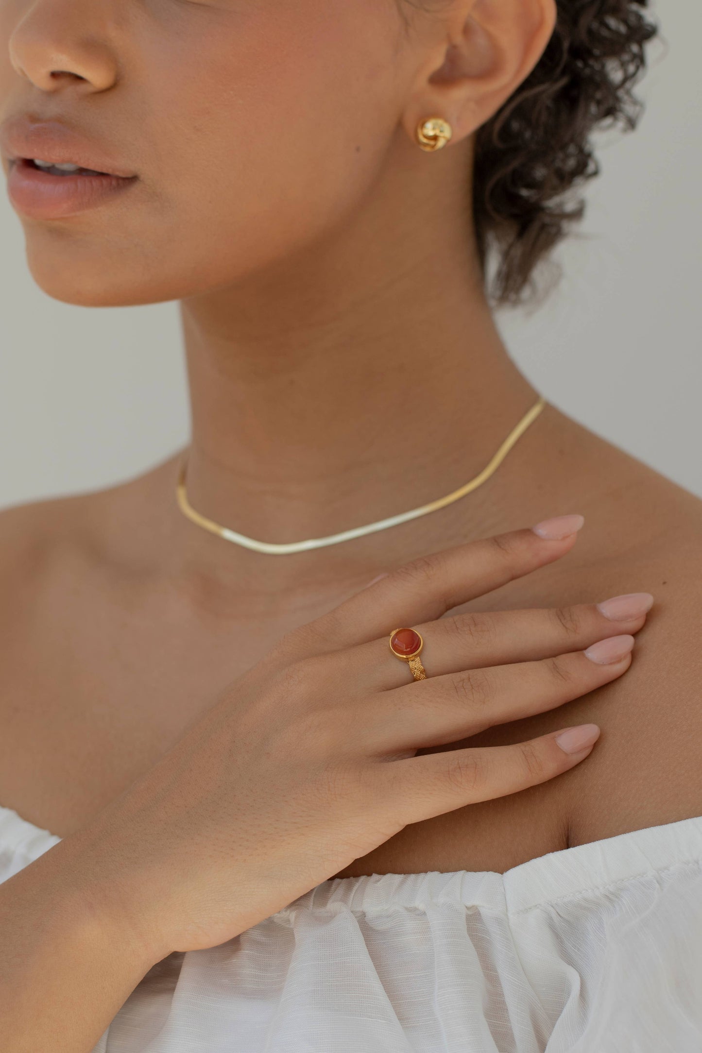 Arctic Fox & CO. - IRIS - Knotted Stud Earrings