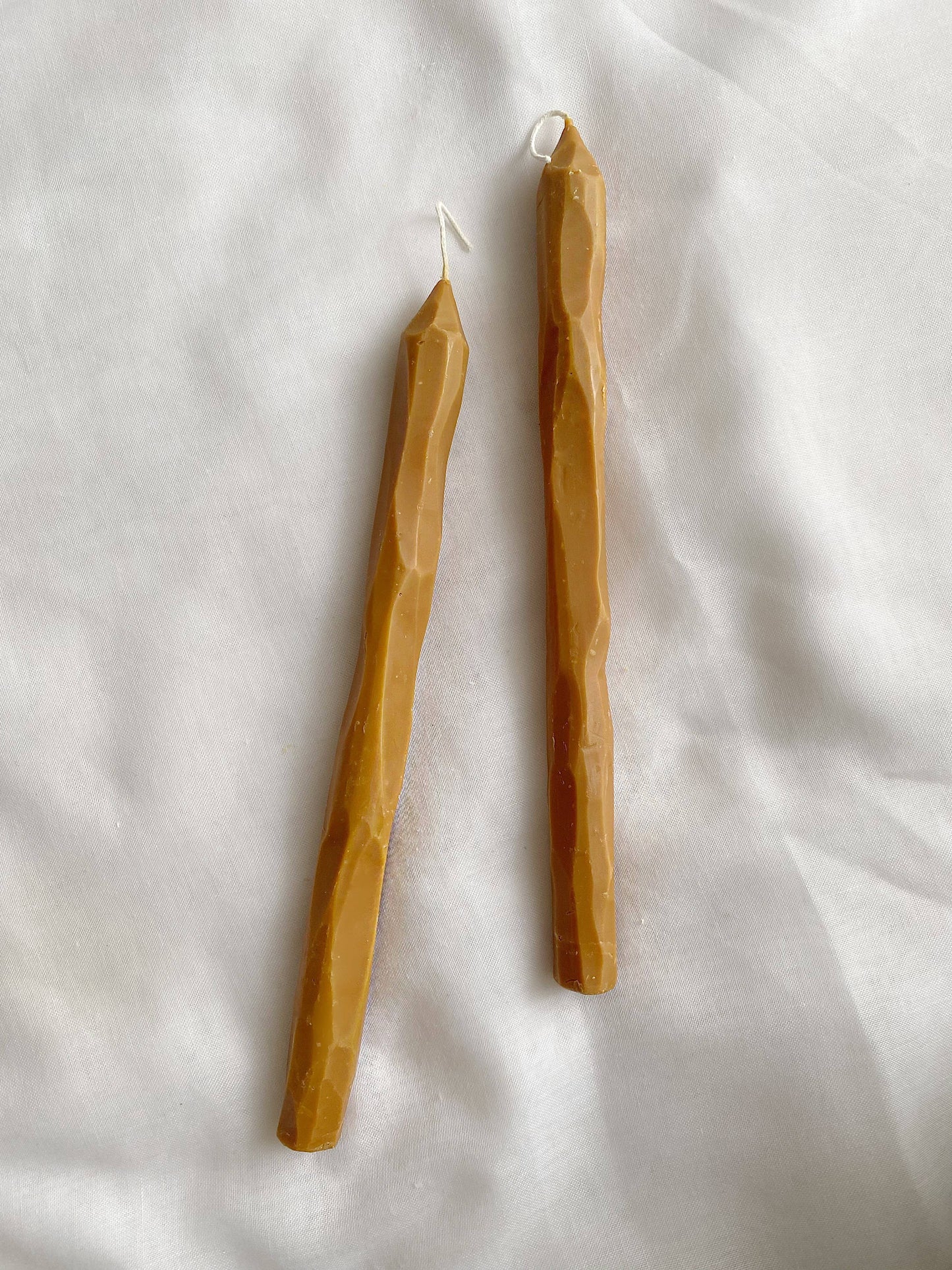 Soie London - Hand Carved Tapered Candles - Toffee - Set of 2