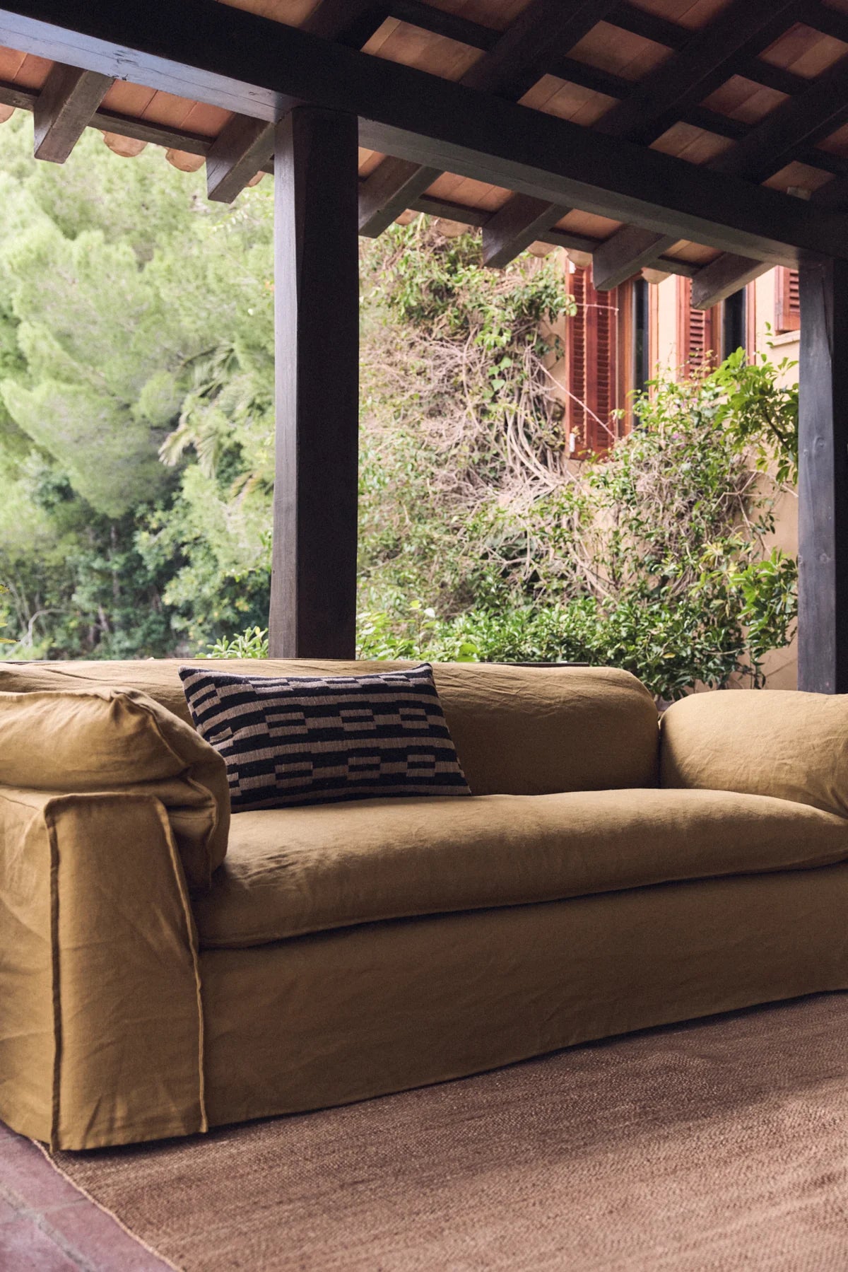 HKLIVING - Natural monochrome cushion (70cm x 40cm)