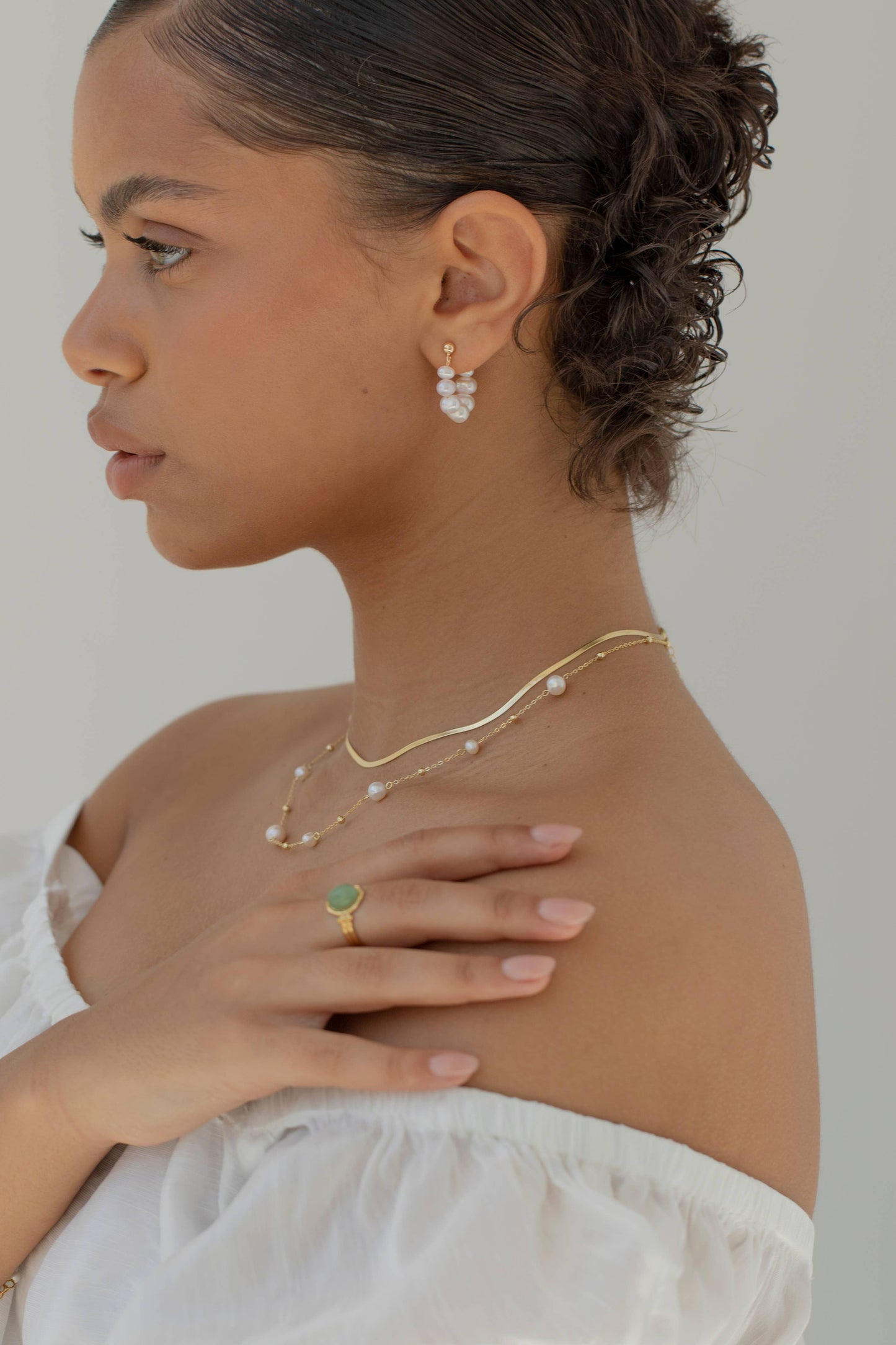 Arctic Fox & Co - Laguna Pearls Links Hooped Earrings