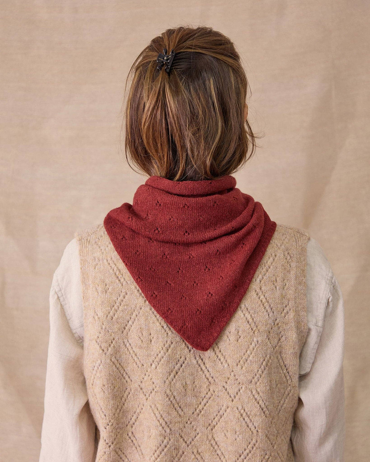 Rove Knitwear - Pointelle Neckerchief | Berry