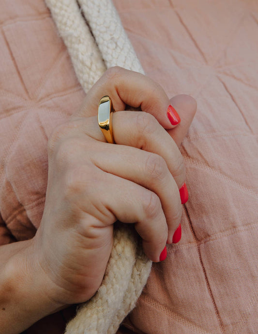 Nordic Muse - Gold Raised Fluid Ring