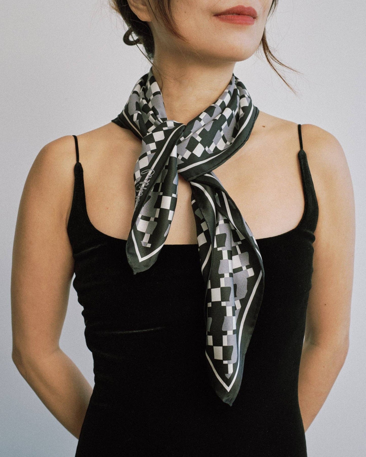 Lost Pattern NYC - Houndstooth Moderne Silk Bandana Scarf, Grey