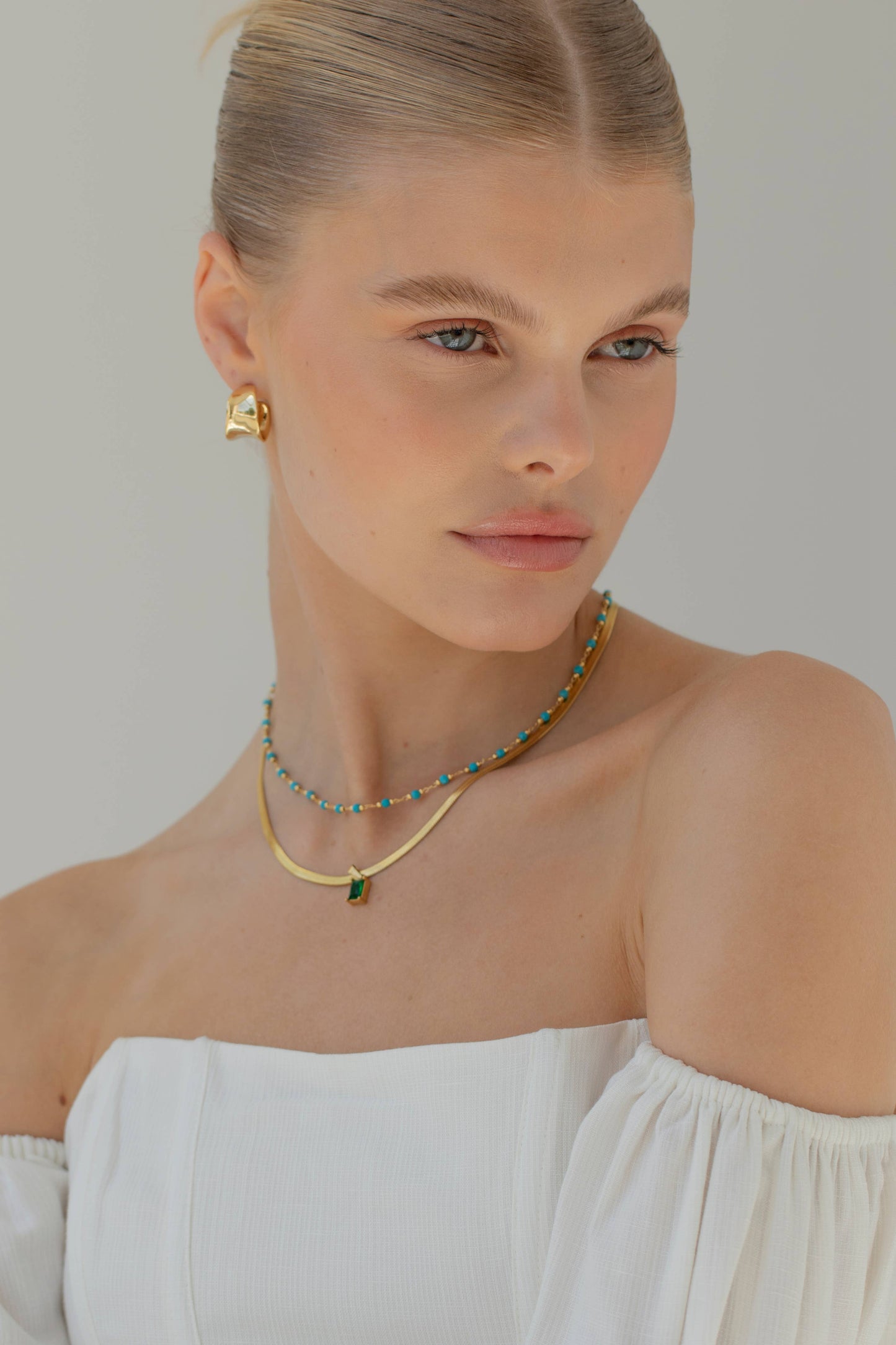 Arctic Fox & Co. - Gold Irregular Molten Hoop Earrings - Eos