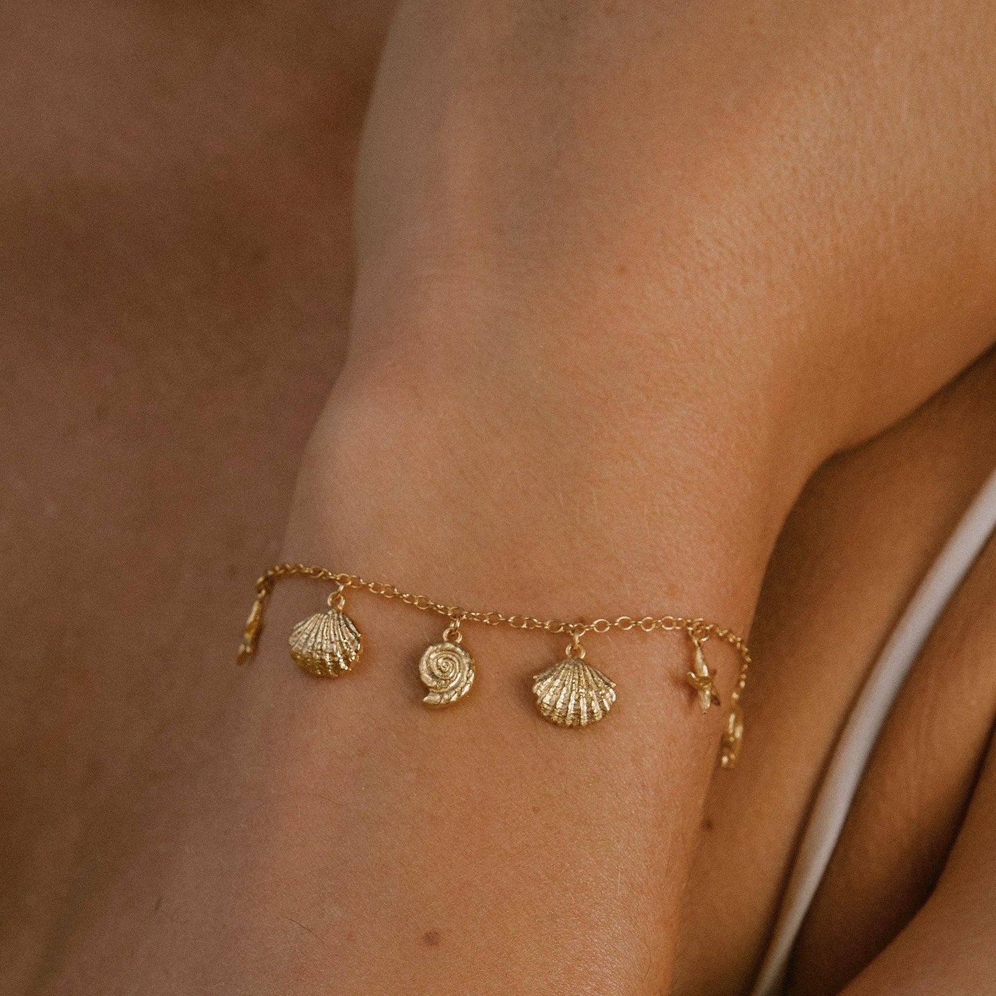Agapée Jewelry - Nerina Bracelet, Gold