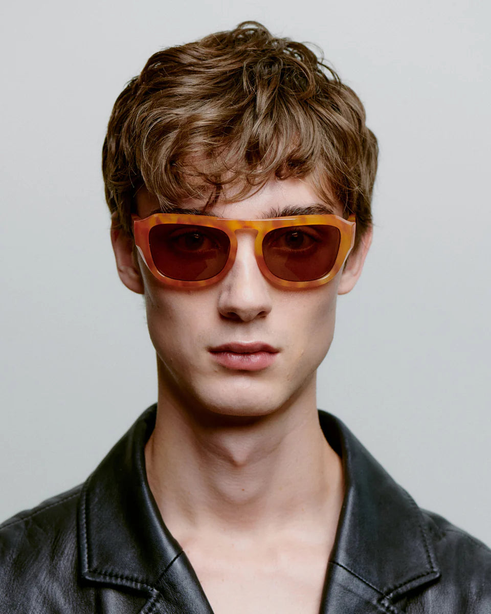 A.Kjæbede - Max, Burnt Amber