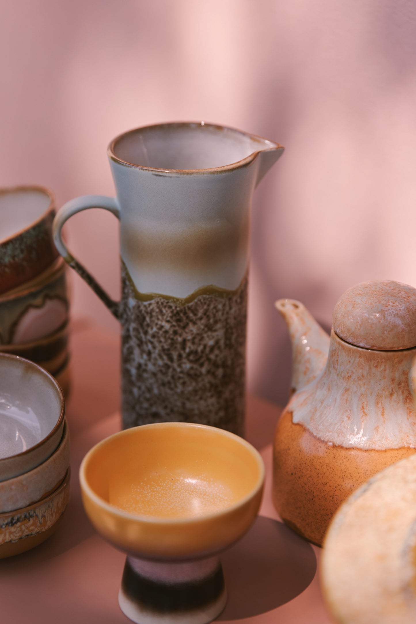 HKLIVING - 70s Ceramics: Jug, Shell