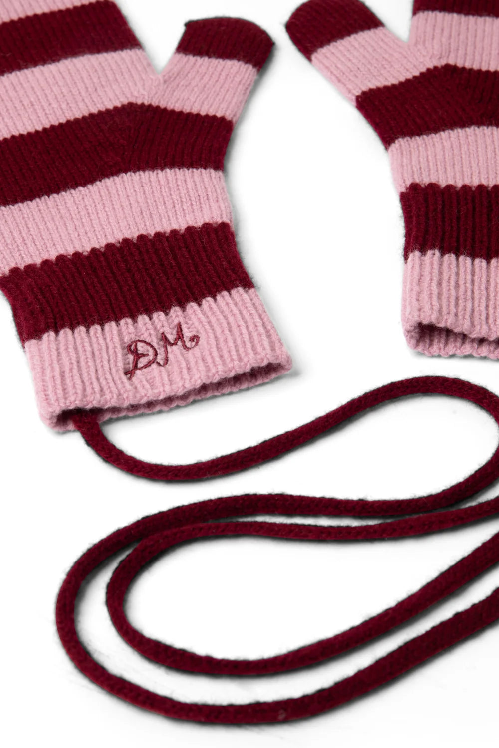 Damson Madder - String Mittens, Pink/Red Stripe