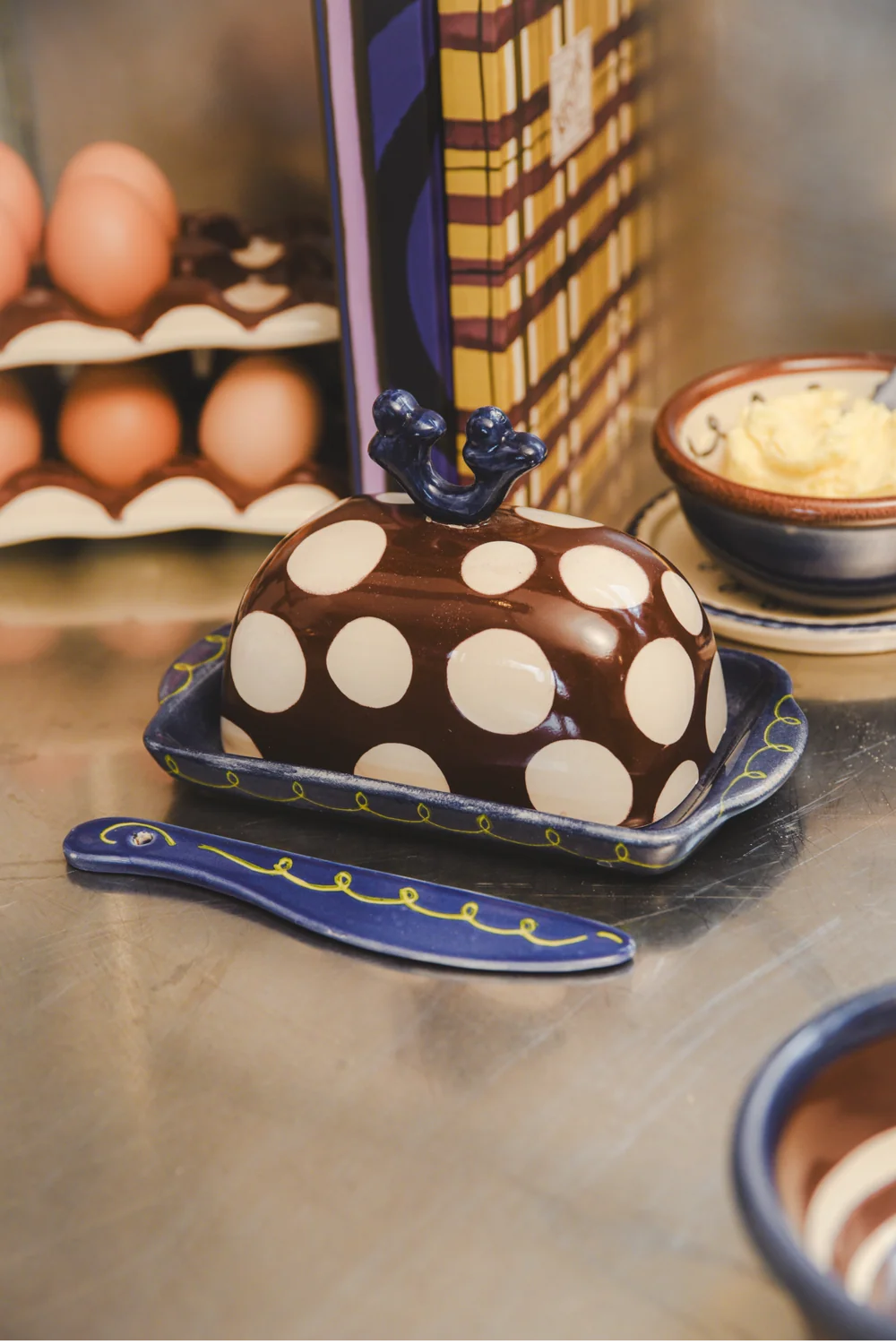 Damson Madder - Hand Painted Butter Dish and Knife, Large Spot/Green Swirl