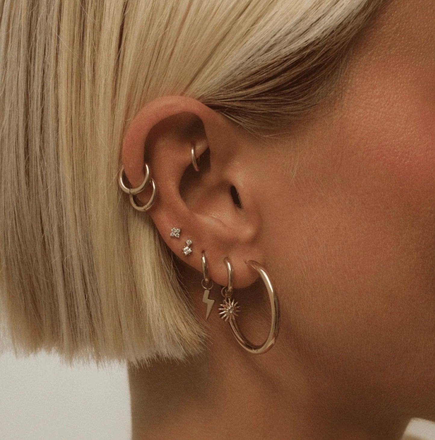 By Rae - The Essential Sleepers, Gold