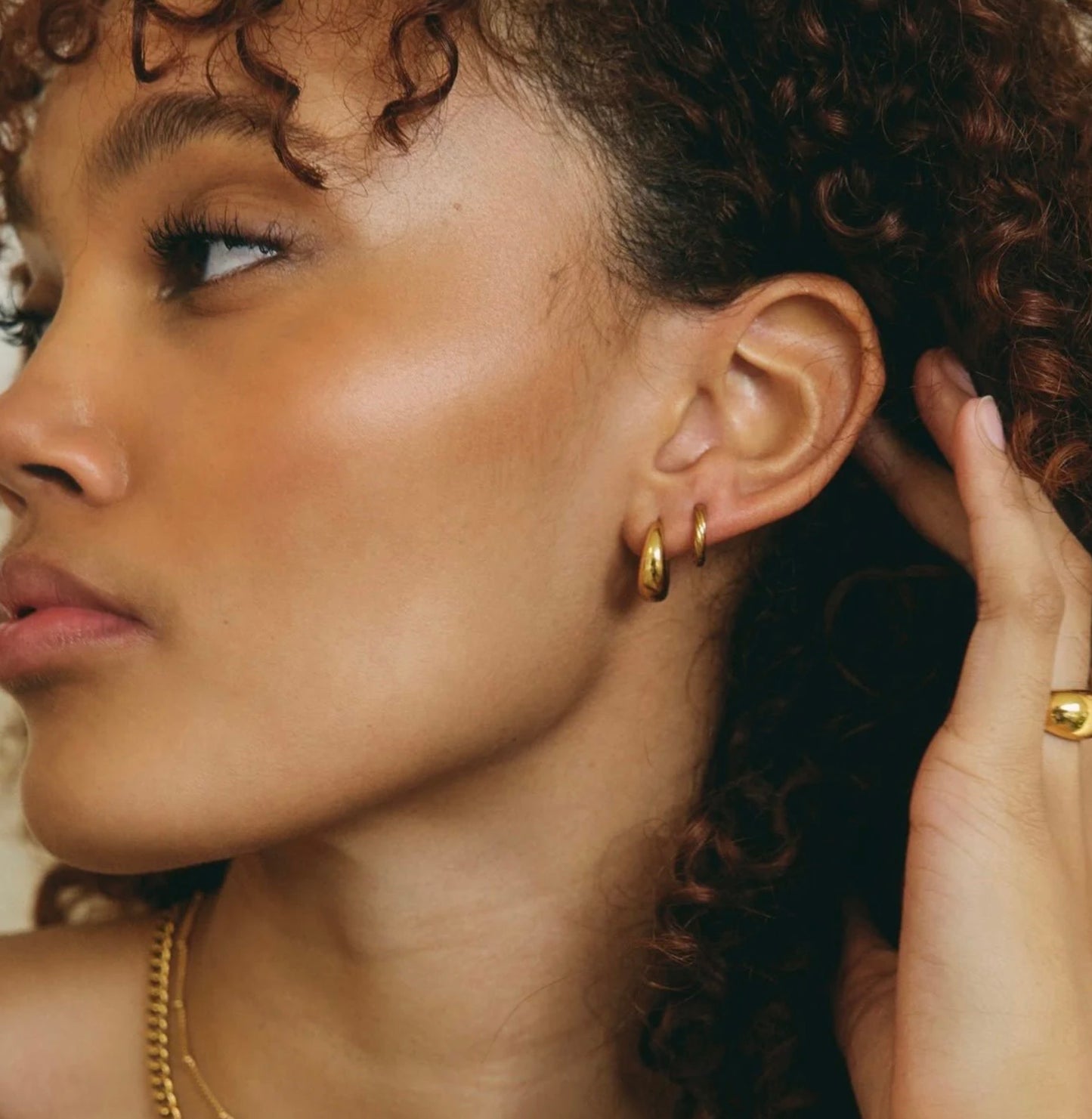 By Rae - The Evie Essential Hoops, Gold