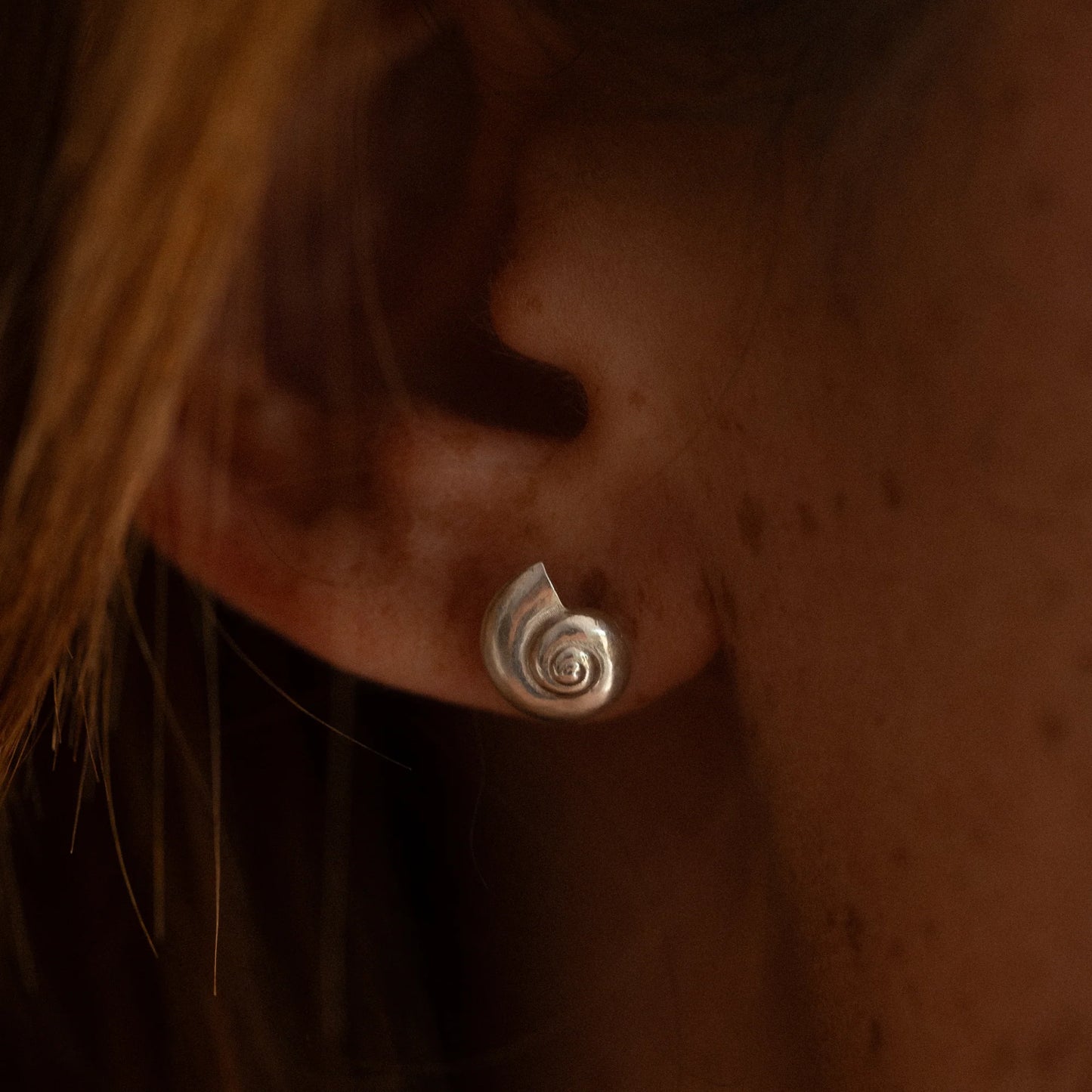Rachel Entwistle - Inanna Spiral Stud Earrings, Silver