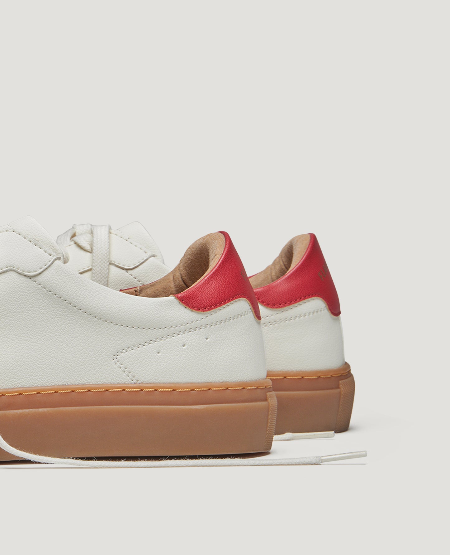 Flamingos Life - Hampton Court, Signature Lava Caramel