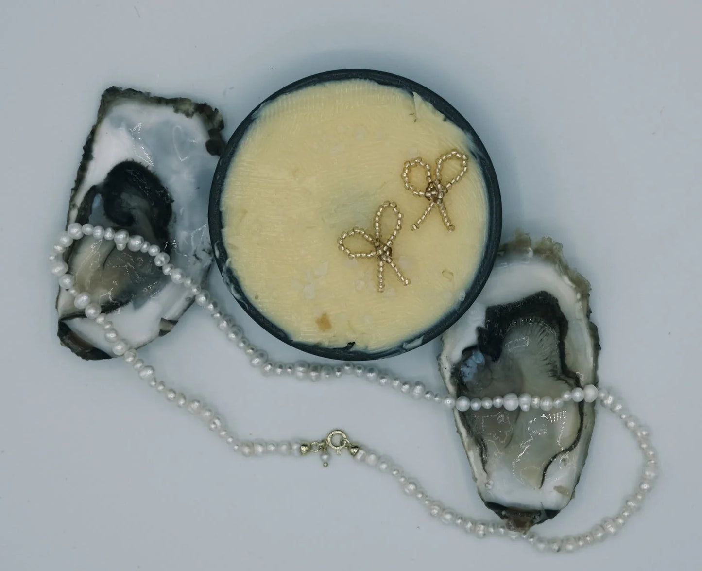 Labro - Bow Piccolo Earring, Gold