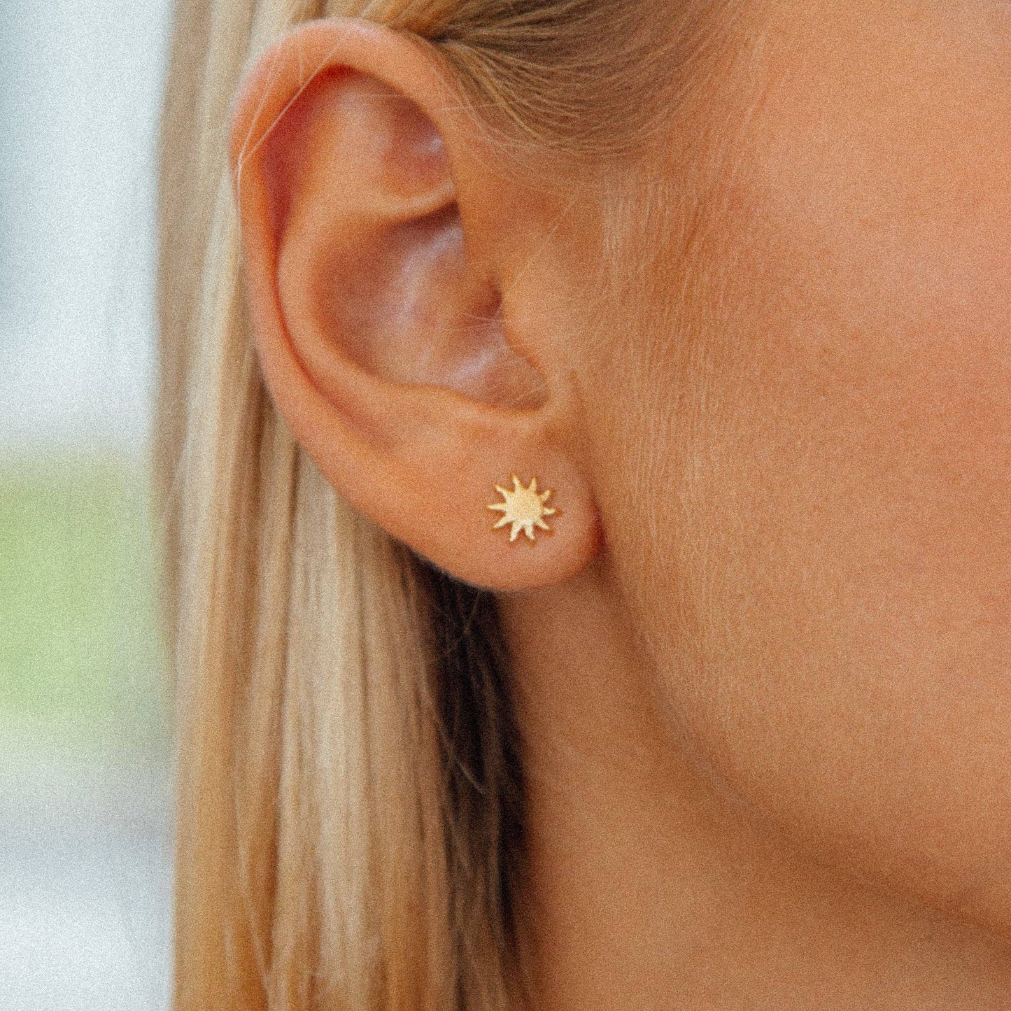 Agapée Jewelry - Cala Stud Earrings