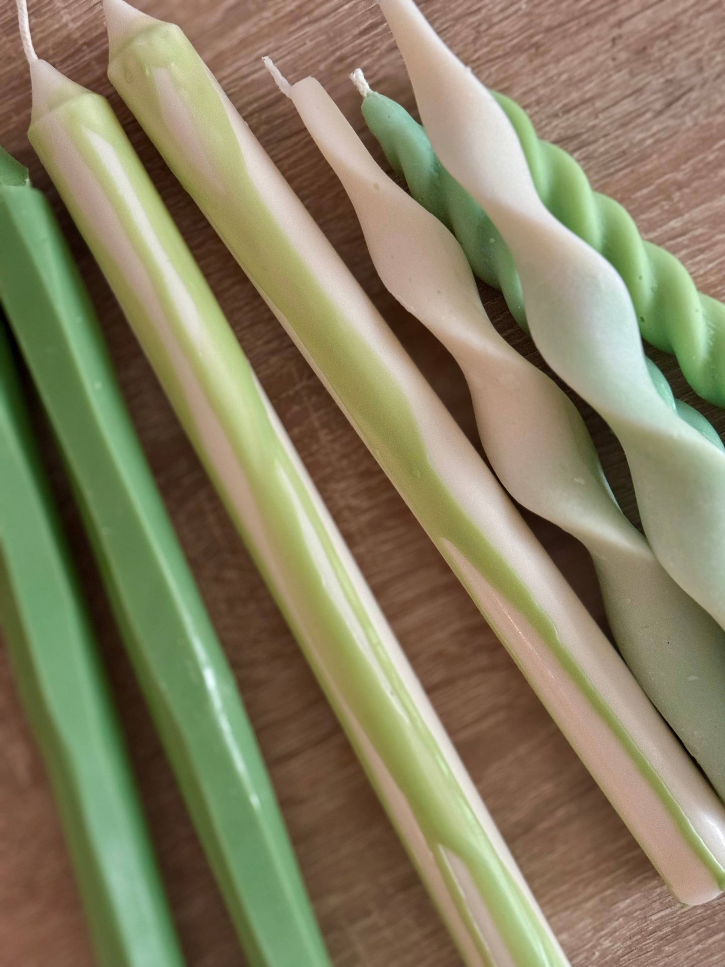 Soie London - Abstract Drip Candles - Festive Green - Set of 2