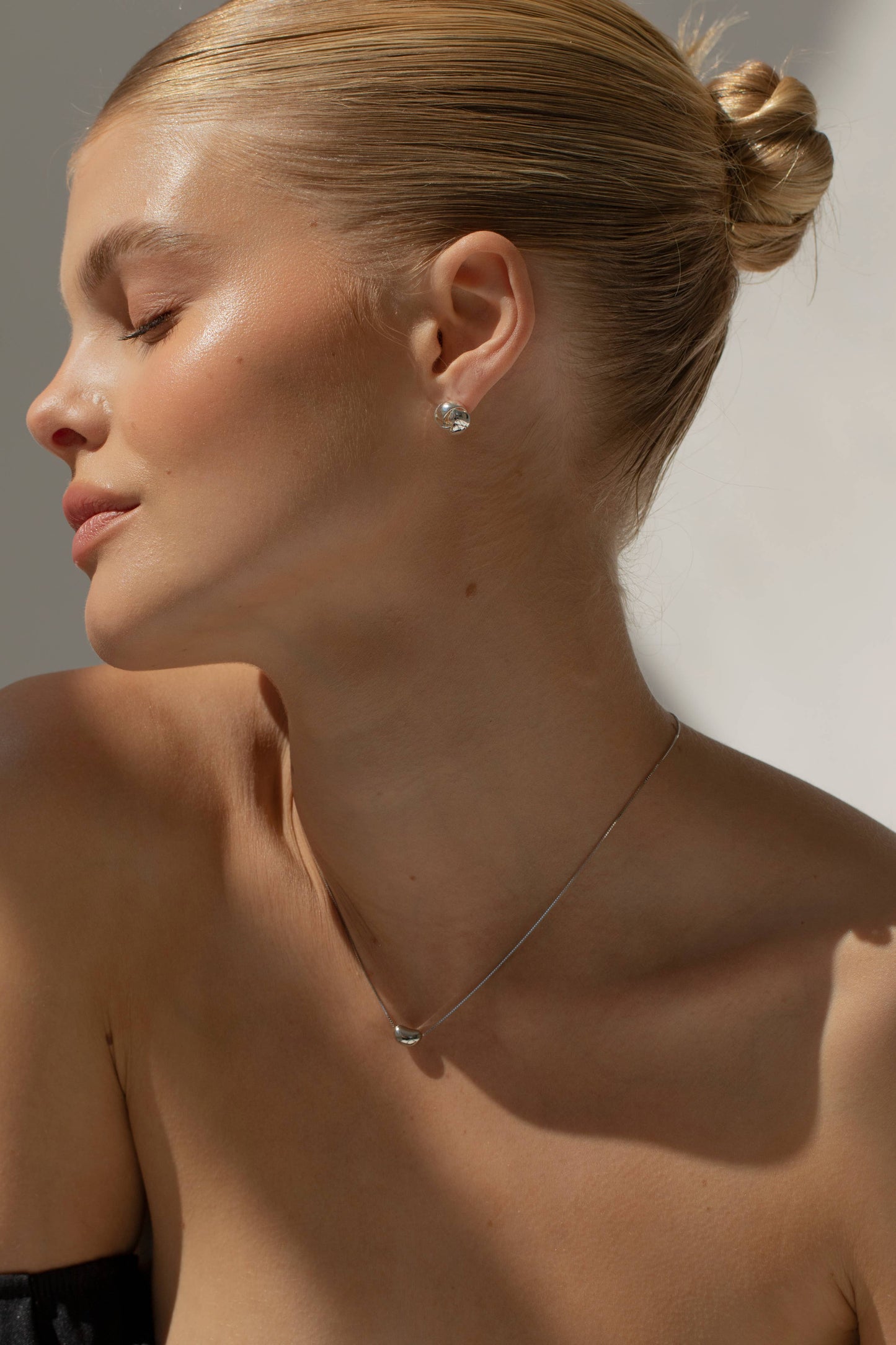 Arctic Fox & Co - EDEN - Bean 925 Sterling Silver Necklace