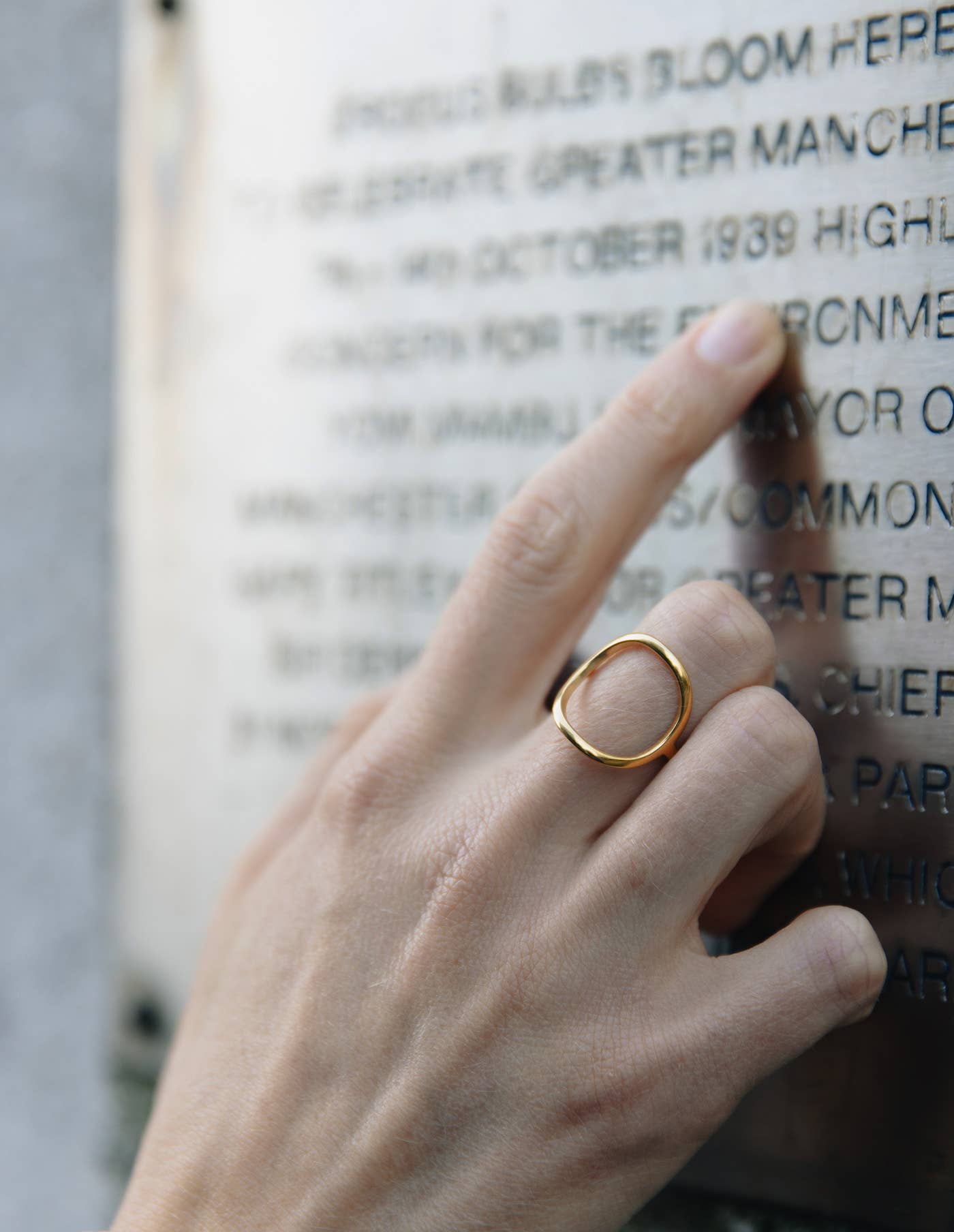 Nordic Muse - Gold Abstract Circle Ring