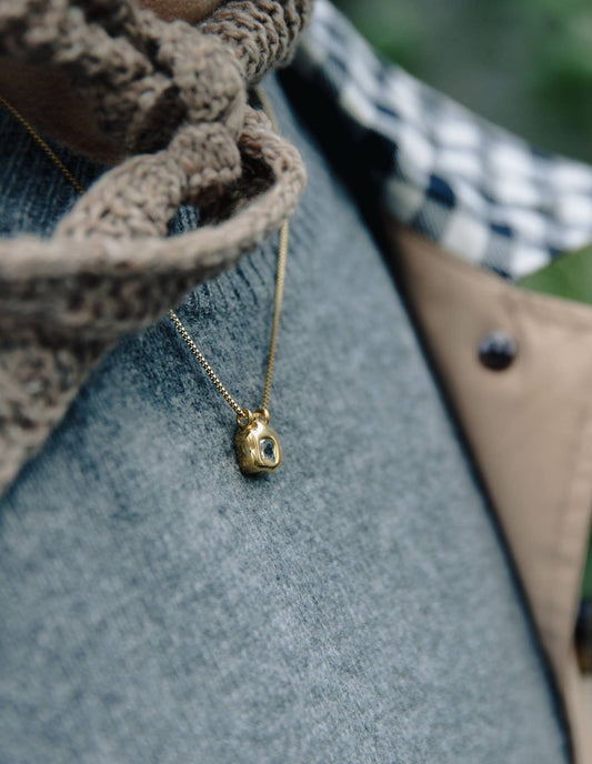 Nordic Muse - Fluid Pendant Necklace, Gold