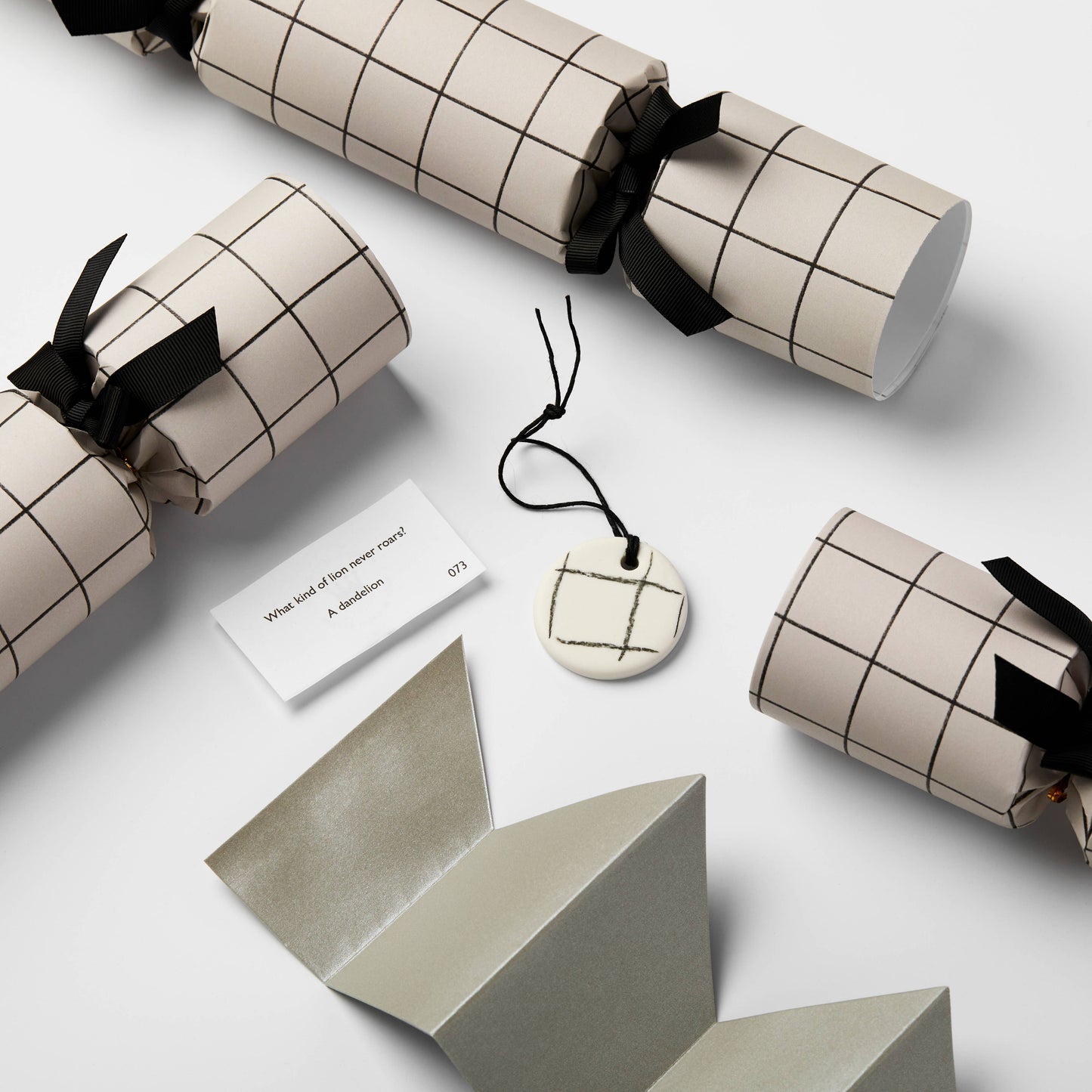 Kinshipped - Christmas Cracker