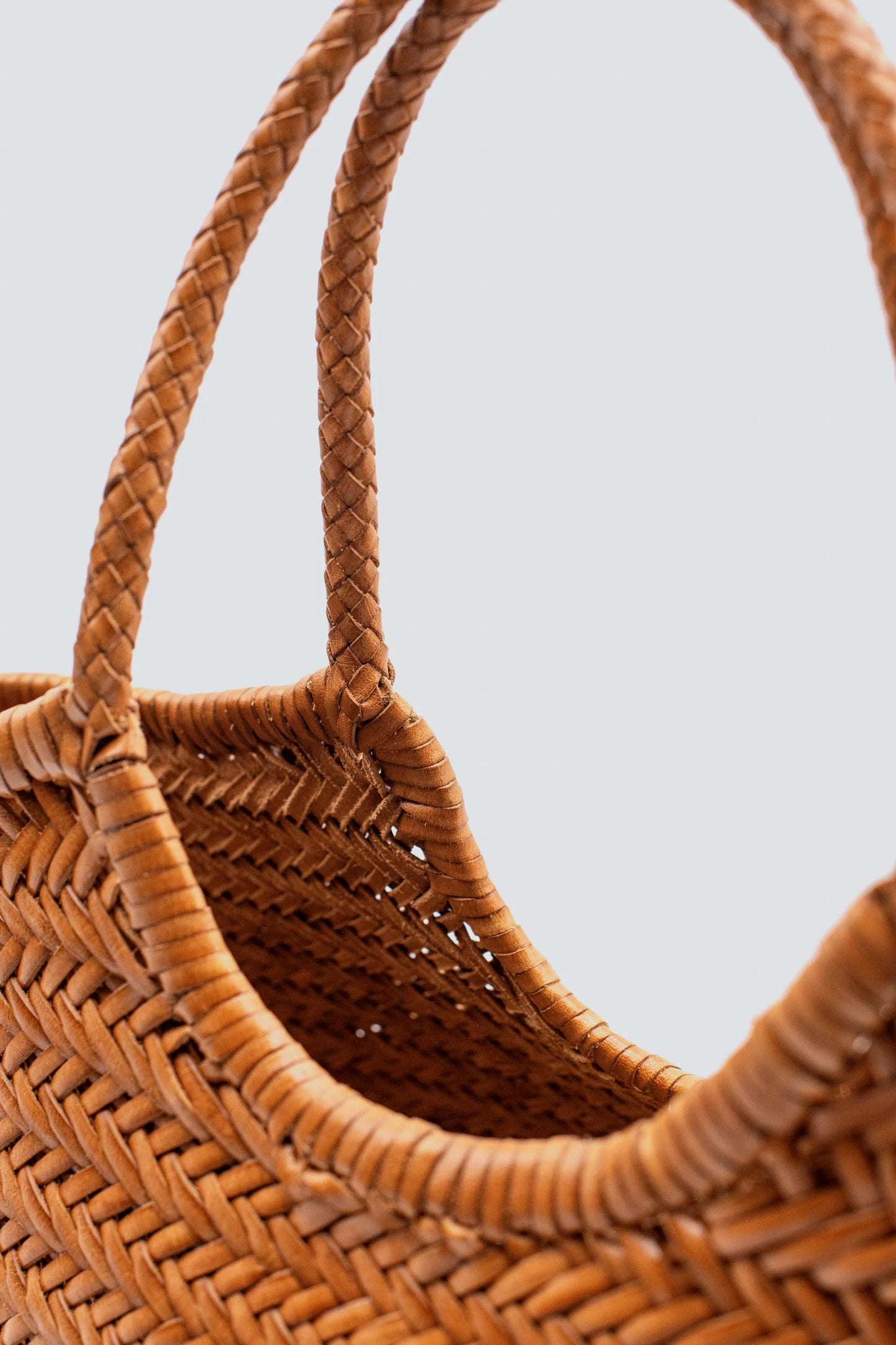 Dragon Diffusion - Nantucket Basket Big, Tan