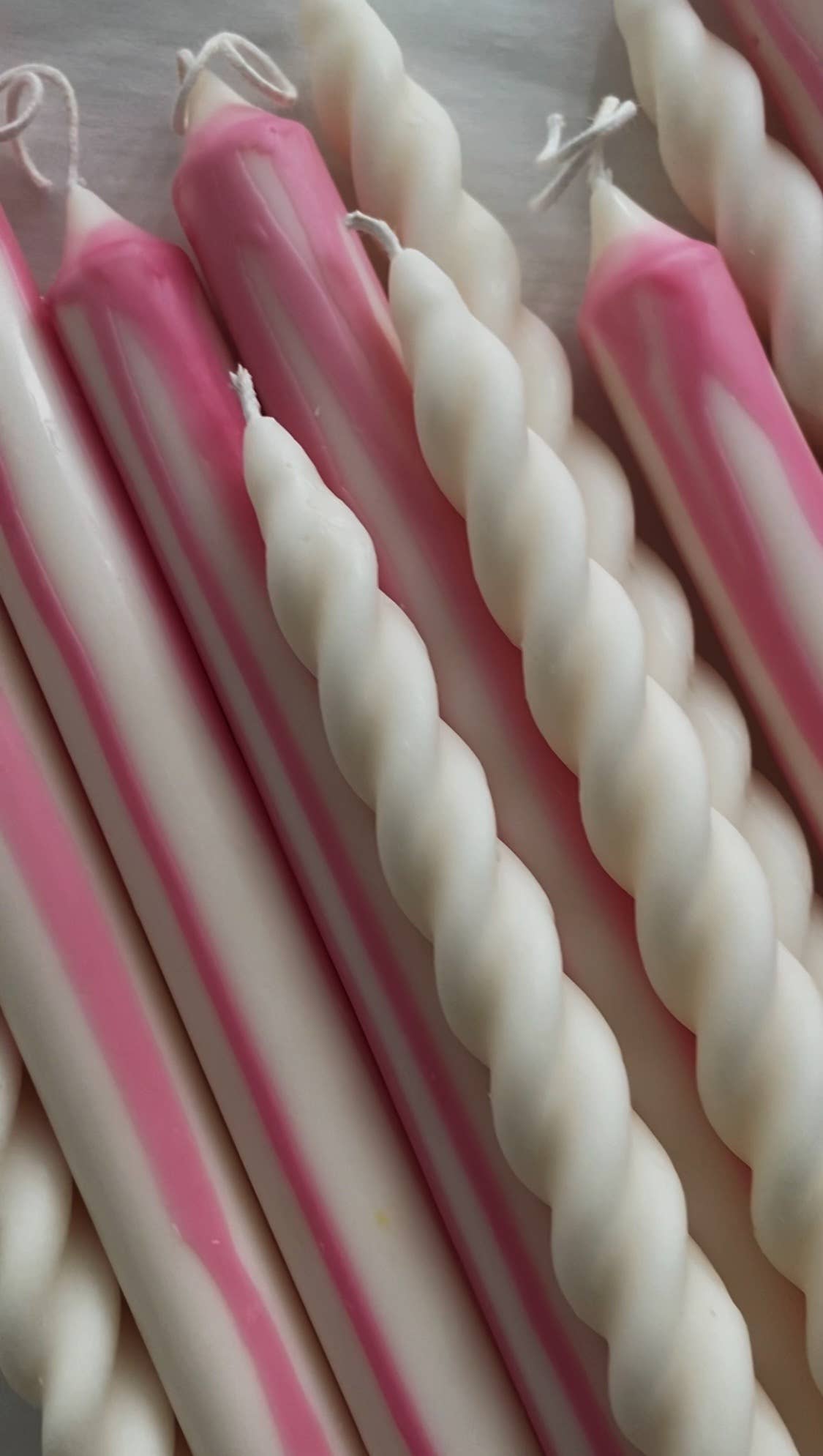 Soie London - Abstract Drip Candles - Pink - Set of 2