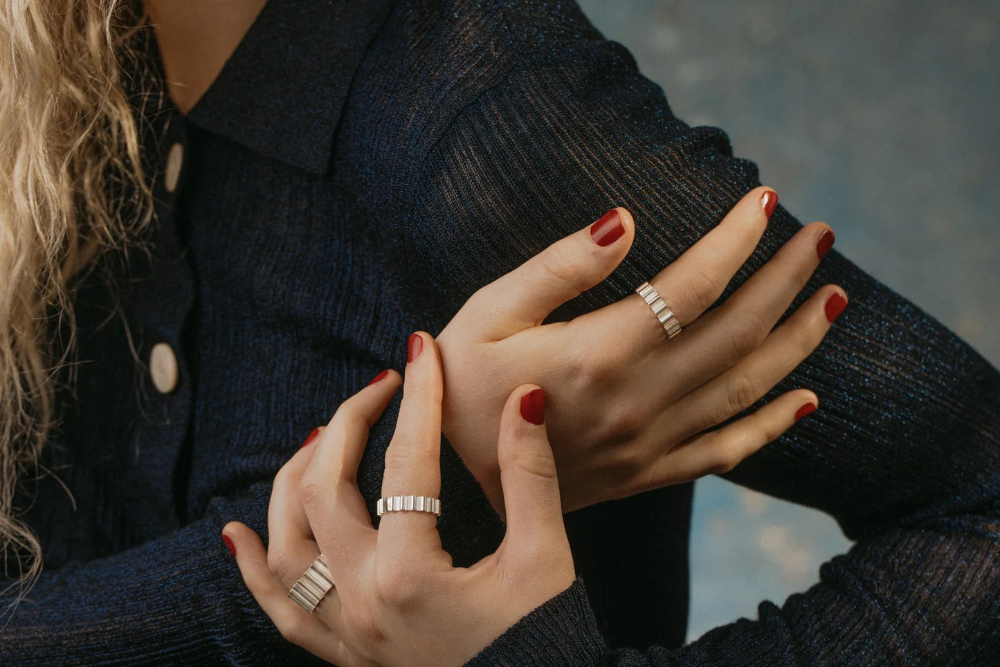 Olivia Taylor - Classic Thick Ondulée Ring, Silver