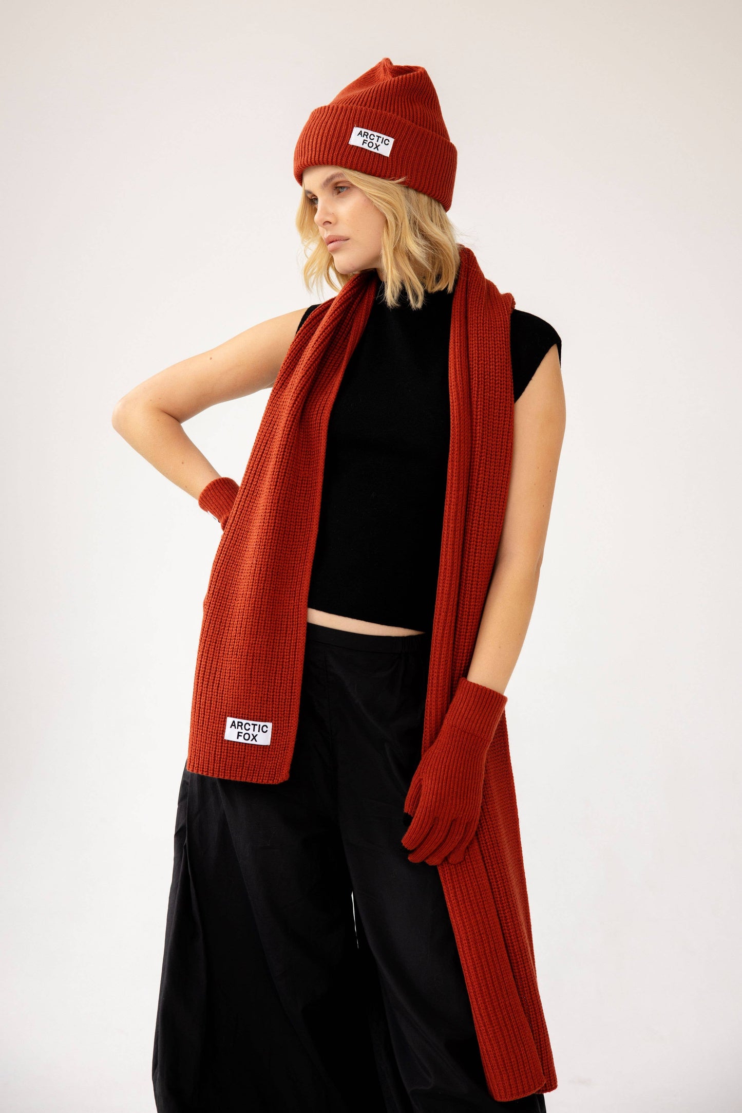 Arctic Fox & Co - Recycled Bottle Gloves - Deep Terracotta - AW25