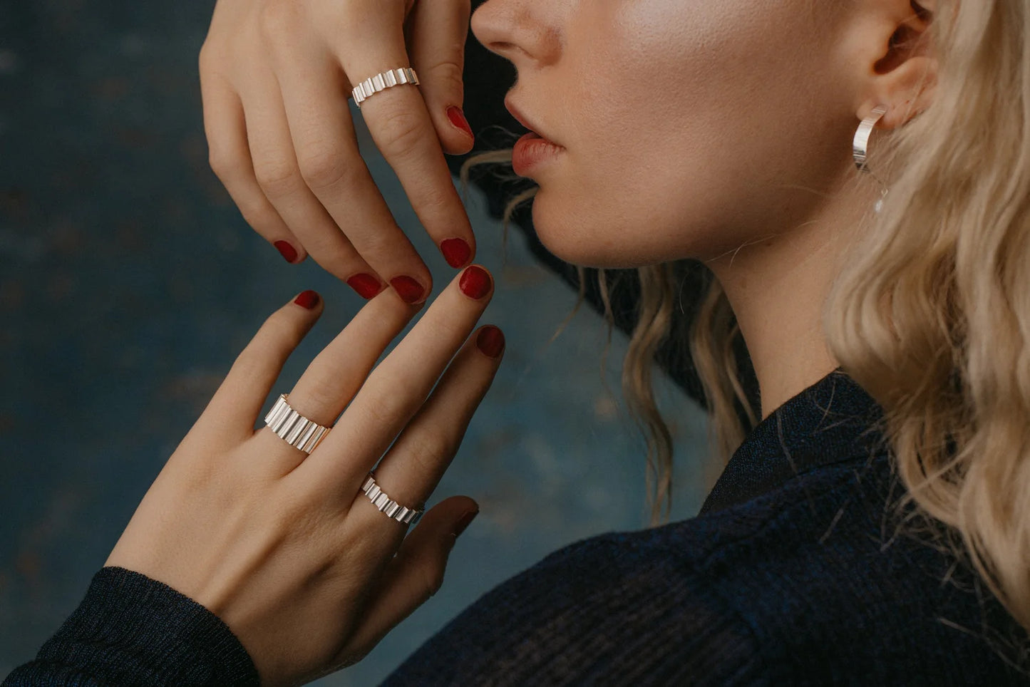 Olivia Taylor - Classic Thick Ondulée Ring, Silver