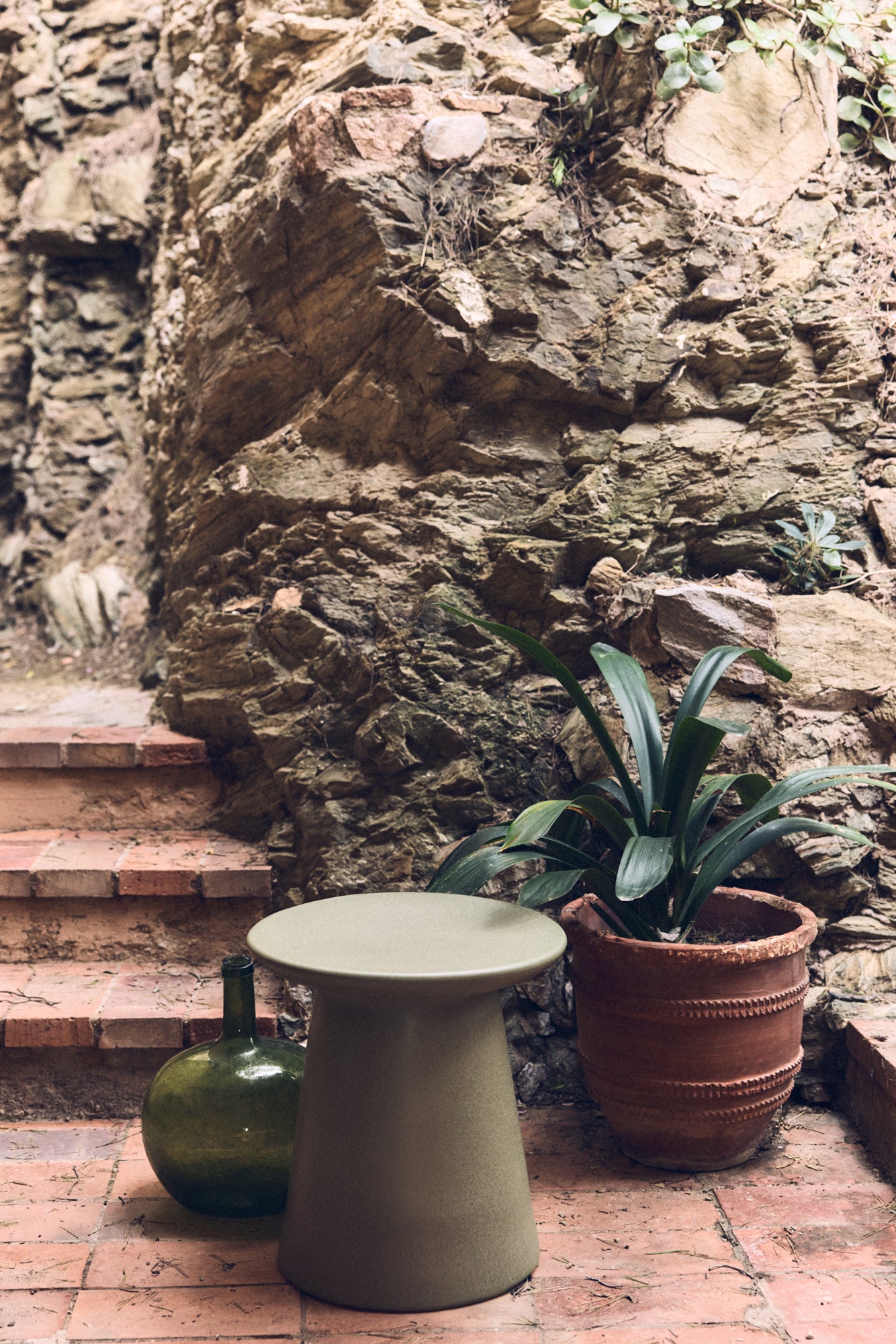 HKLIVING - Earthenware Side Table M, Army