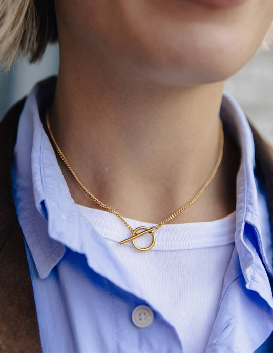 Nordic Muse - Gold Herringbone Toggle Chain Necklace