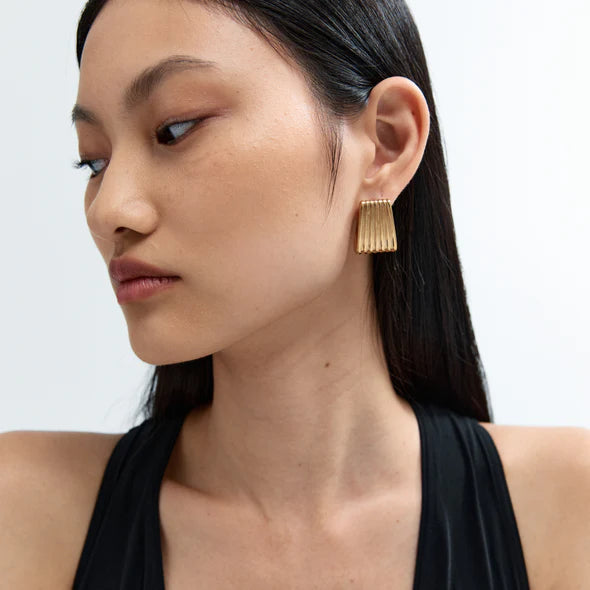 Heaven Mayhem - Ribbed Earrings, Gold