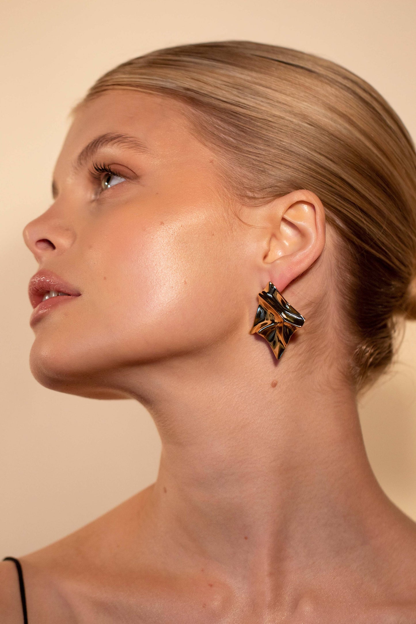 Arctic Fox & Co. - Molten Gold Earrings - Nami