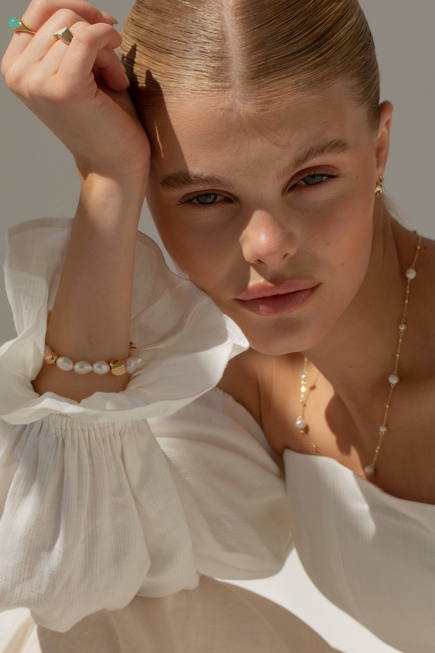 Arctic Fox & CO. - JOY - Beaded Pearl Chain Necklace Gold