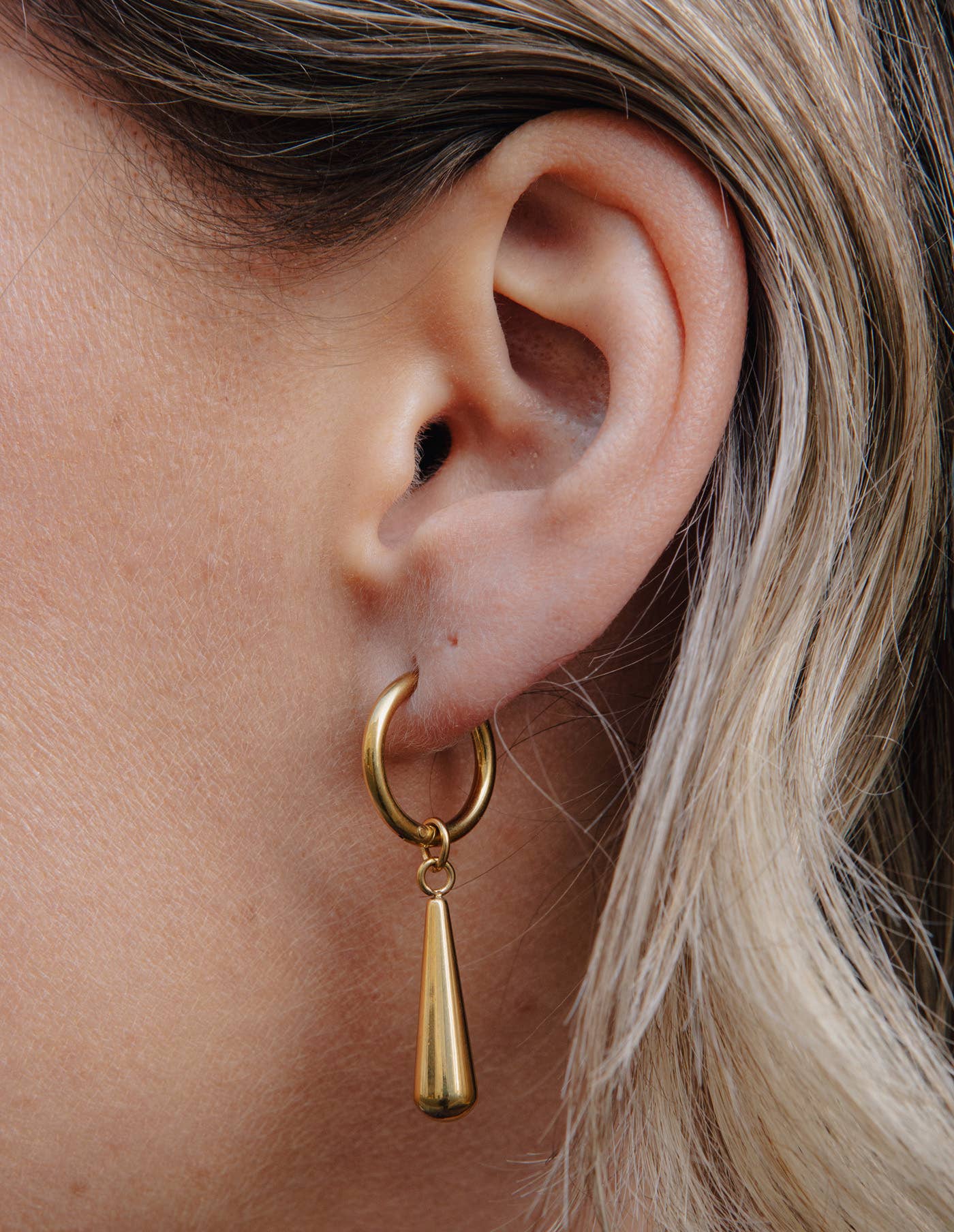 Nordic Muse - Elongated Drop Earrings, Gold