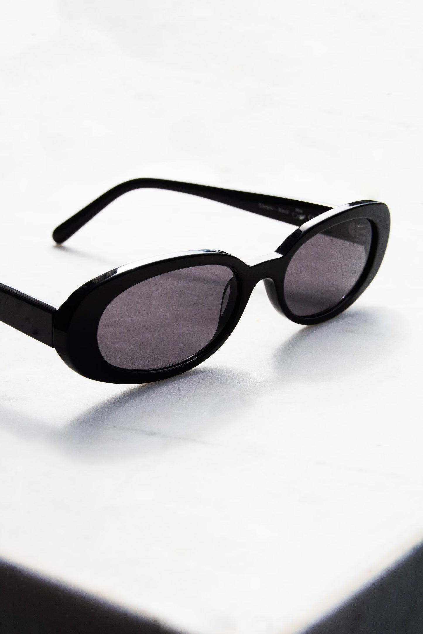 IOLLA x Spoiled Life - Cooper - Black
