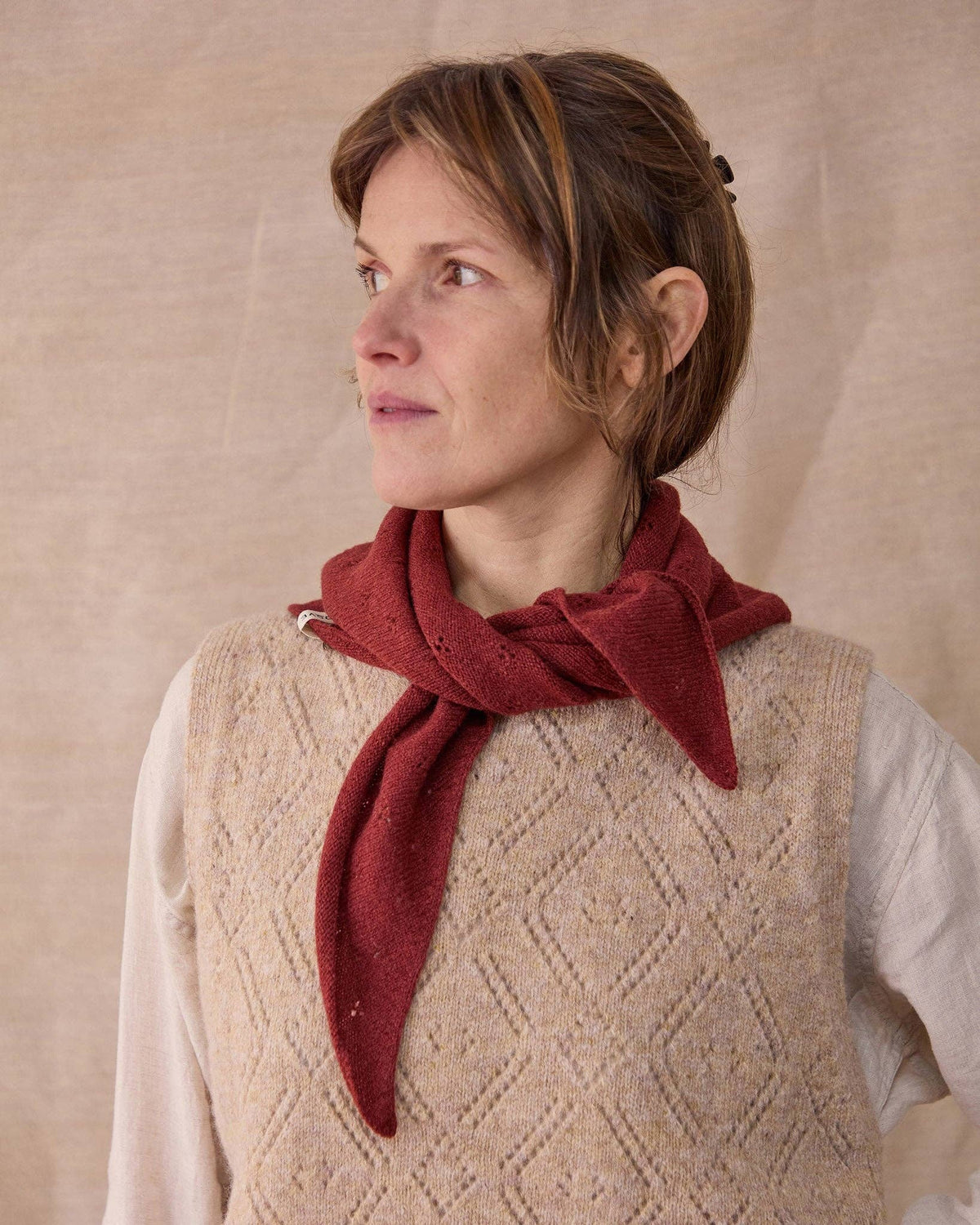 Rove Knitwear - Pointelle Neckerchief | Berry