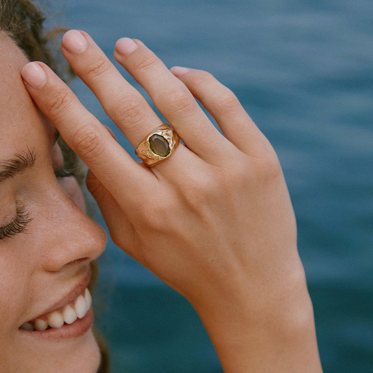 Agapée - Carmen Dark Green Ring, Gold