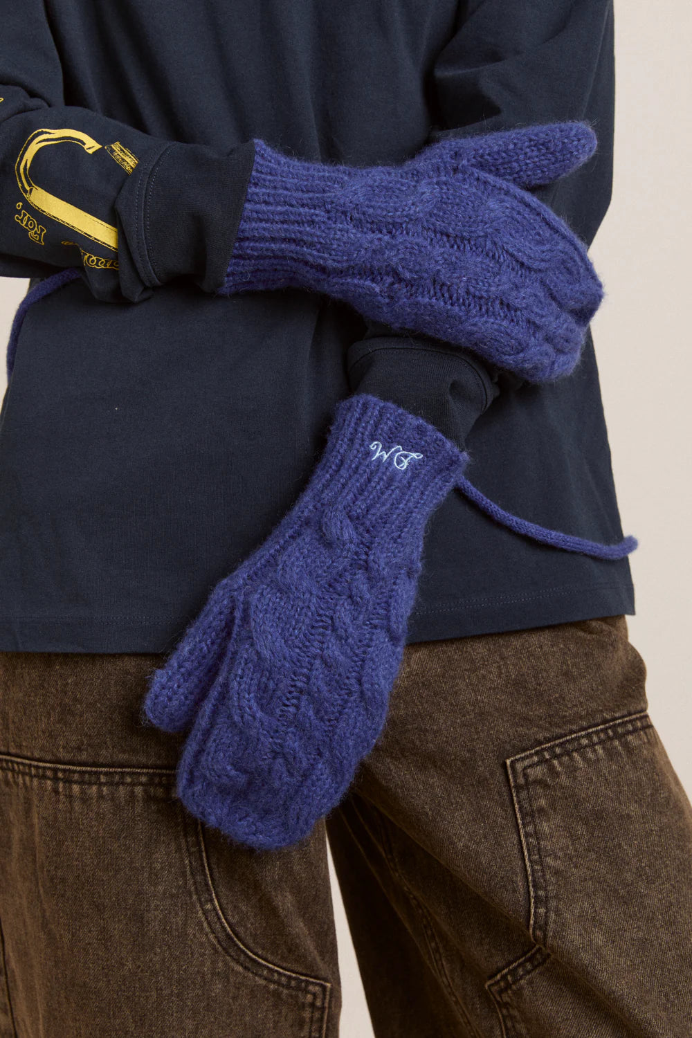Damson Madder - Cable String Mittens, Cobalt