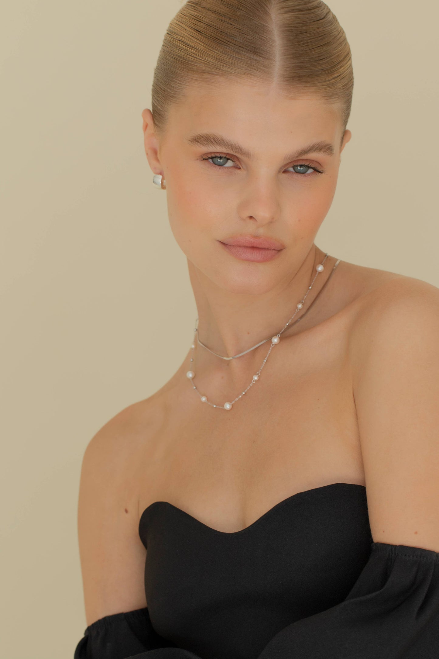 Arctic Fox & CO. - JOY - Beaded Pearl Chain Necklace Silver