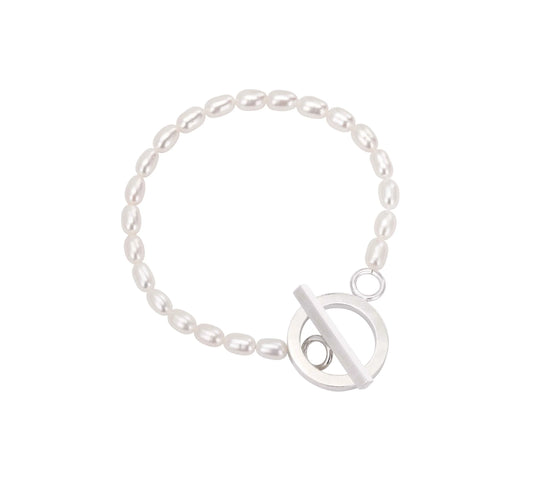 Olivia Taylor - Classic Pearl Bracelet, Silver