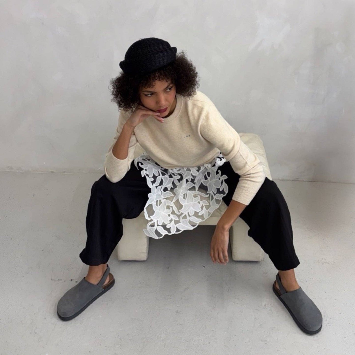 London Bespoke - Black Straw Pillbox Hat
