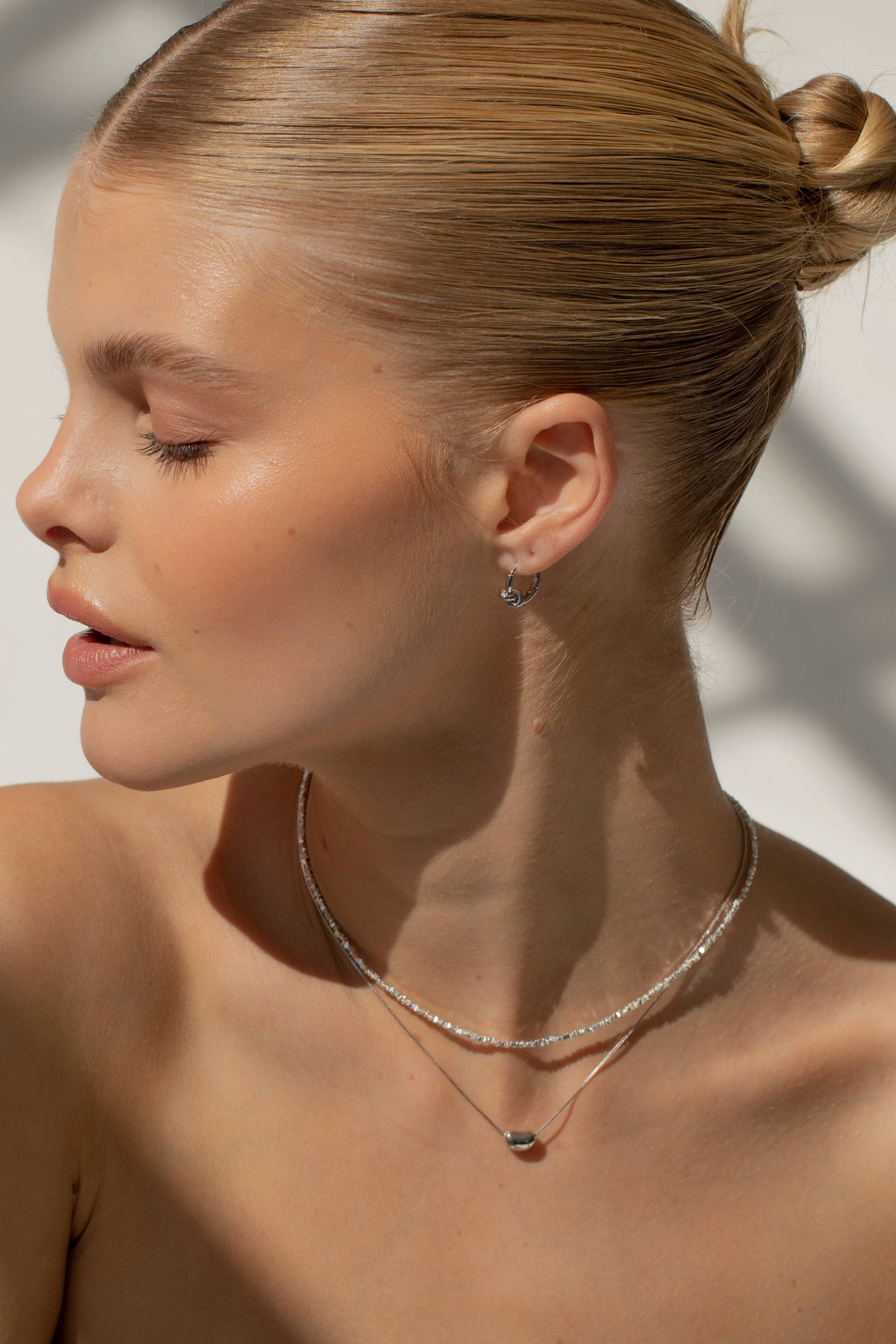 Arctic Fox & Co - LUNA Mini - Knotted Hoop Earrings Silver