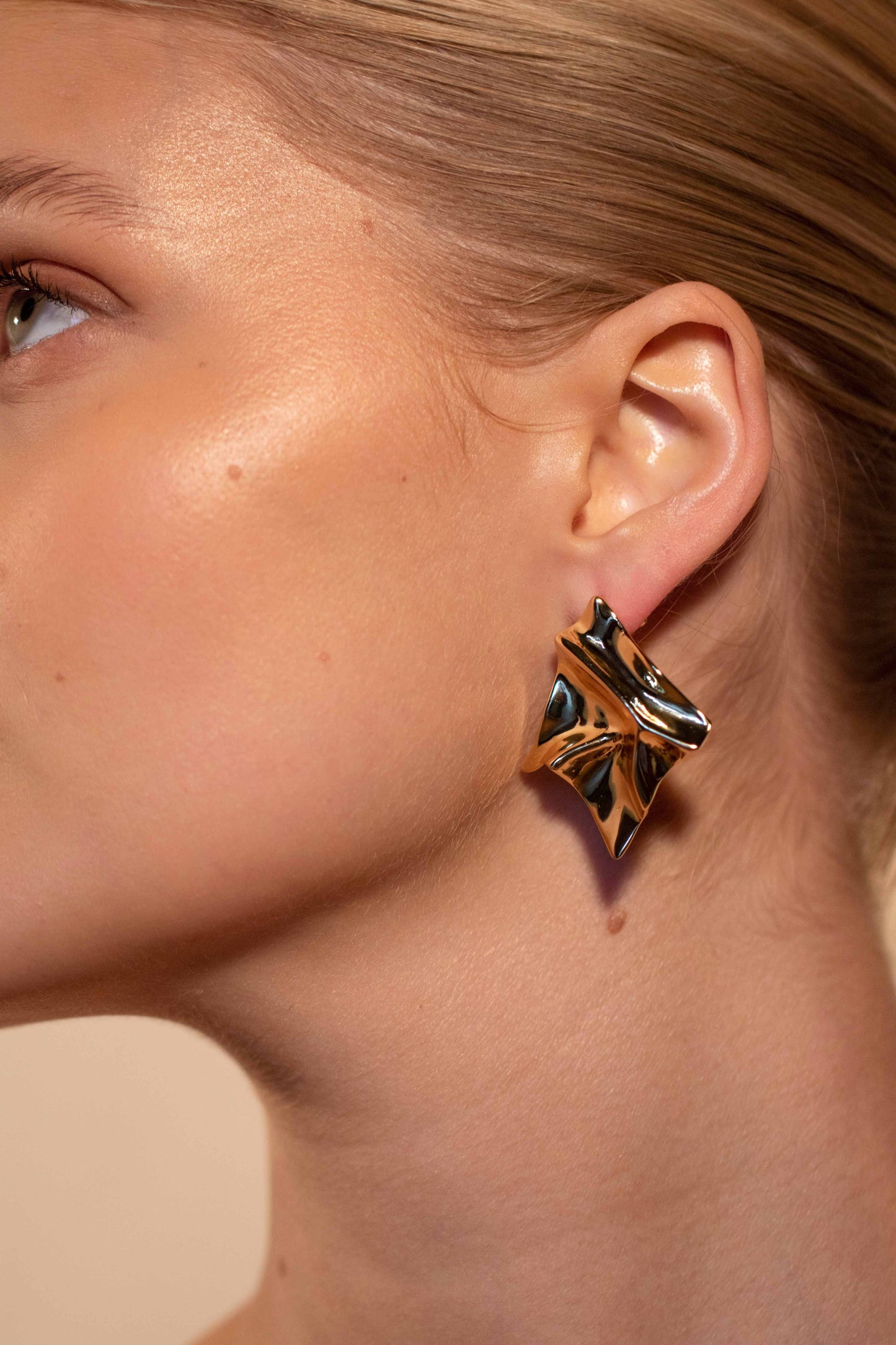 Arctic Fox & Co. - Molten Gold Earrings - Nami