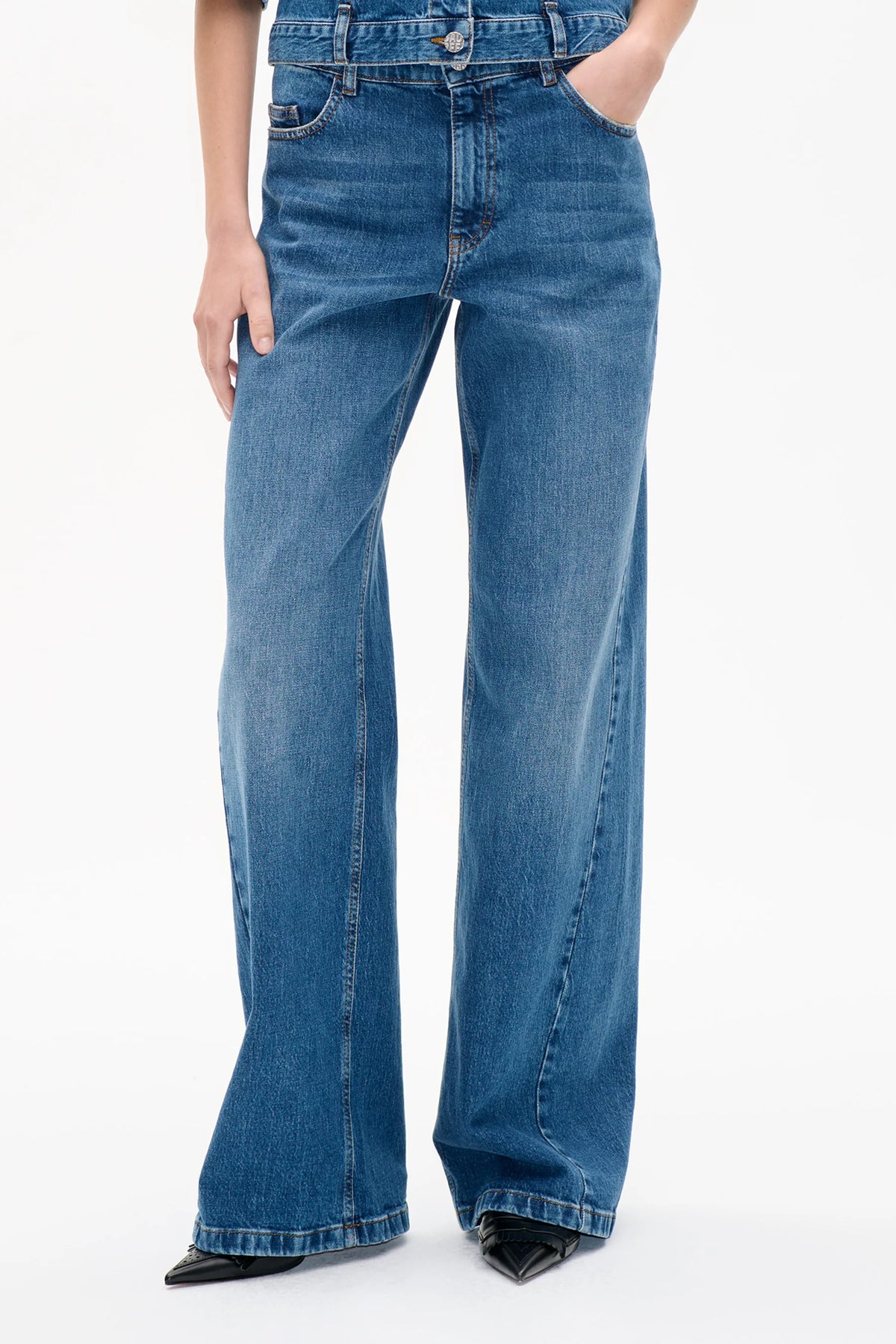 Baum und Pferdgarten - NO 3 Jeans, Worn Out Blue