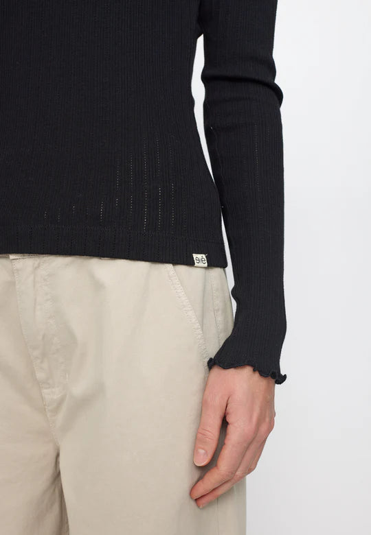 Esmé Studios - Ella Long Sleeve Top, Black