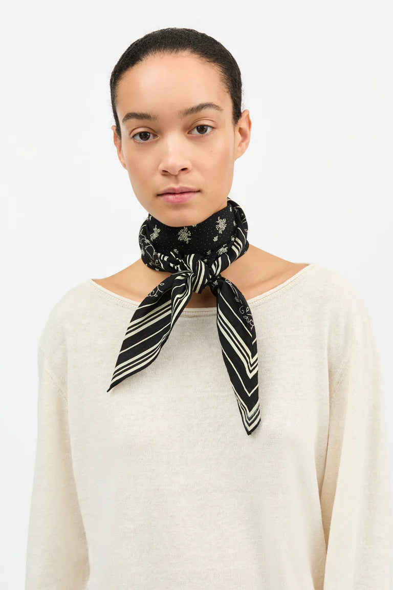 Skall Studio - Classic Scarf, Black/Light Cream
