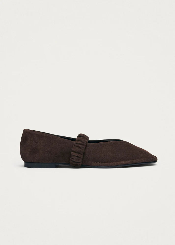 Alohas - Lautan Suede Brown Ballet Flats