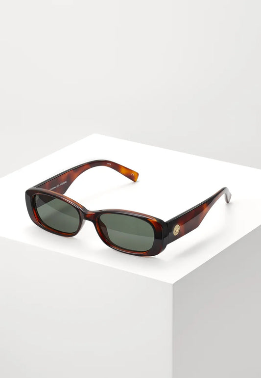 Le Specs - Unreal!, Toffee Tort